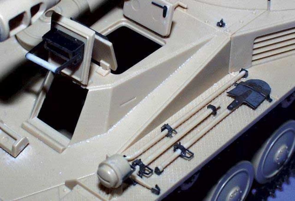 Sd.Kfz.142 Wespe mit Haubitze FH18/2 Fotoätzsatz