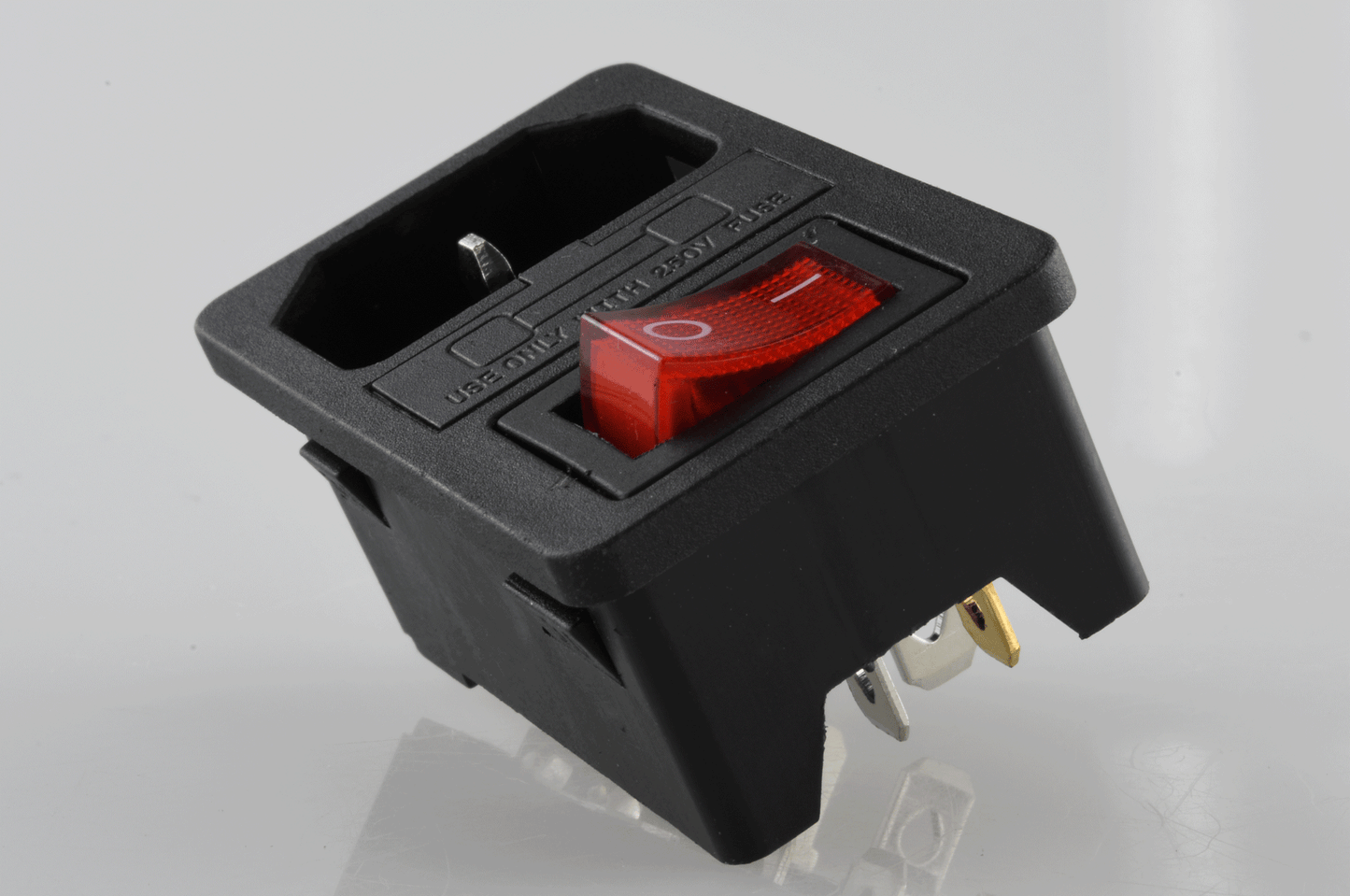 Artillery Hornet Power Receptacle