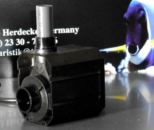 Abschäumerpumpe F2000 innen 7,5 W inkl. H&S Deckelplatte und H&S Lufteinzugsdüse