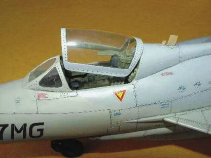 Chengdu F-7 MG - PremiumHobby