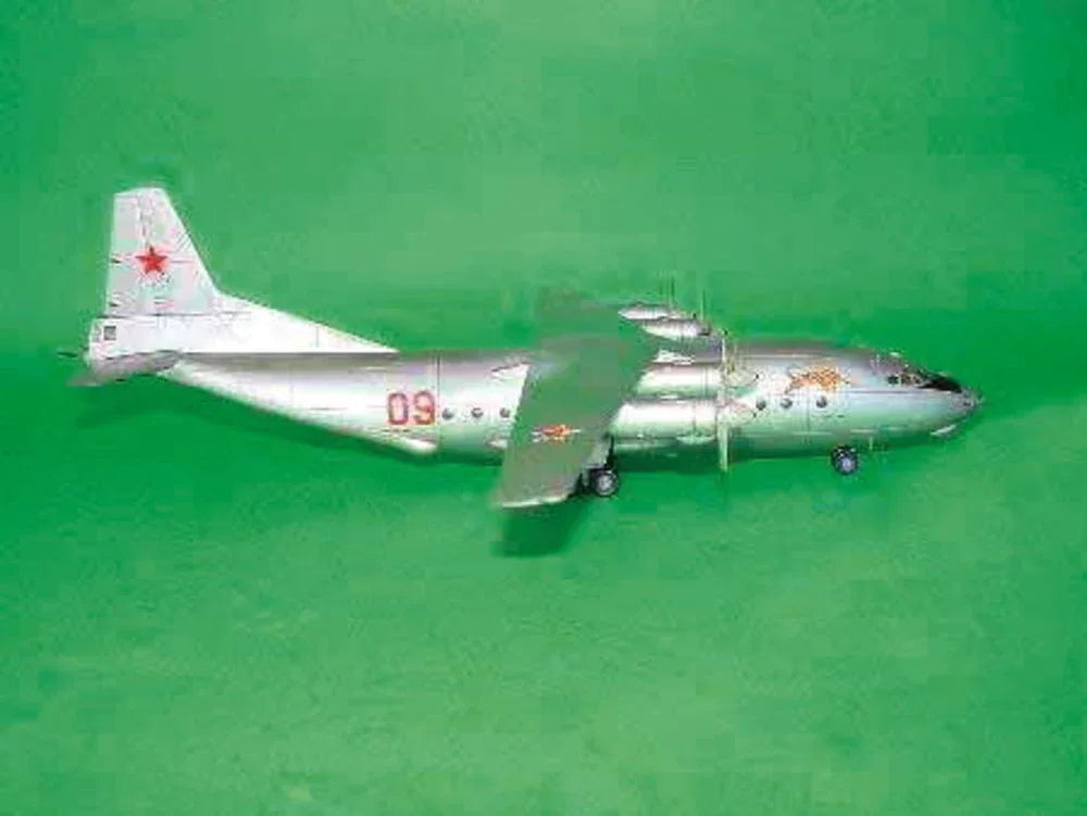 Antonov An-12 BK Cub - PremiumHobby