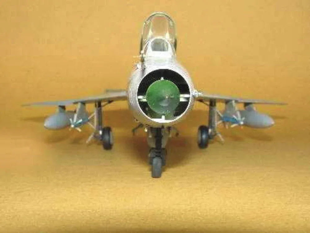 Chengdu F-7 MG - PremiumHobby