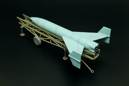 Feuerlilie F-55 Flakrakete w/dolly