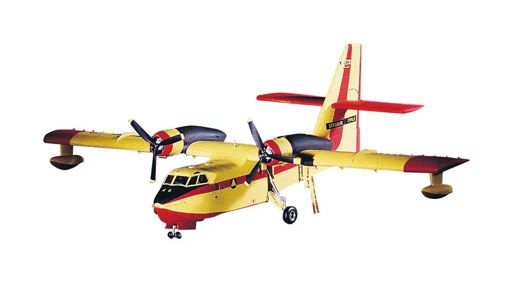 Canadair CL-215 - PremiumHobby