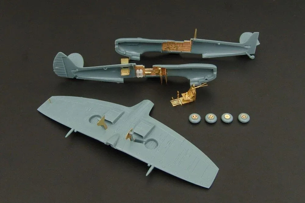 Spitfire Mk IX (Eduard) - PremiumHobby