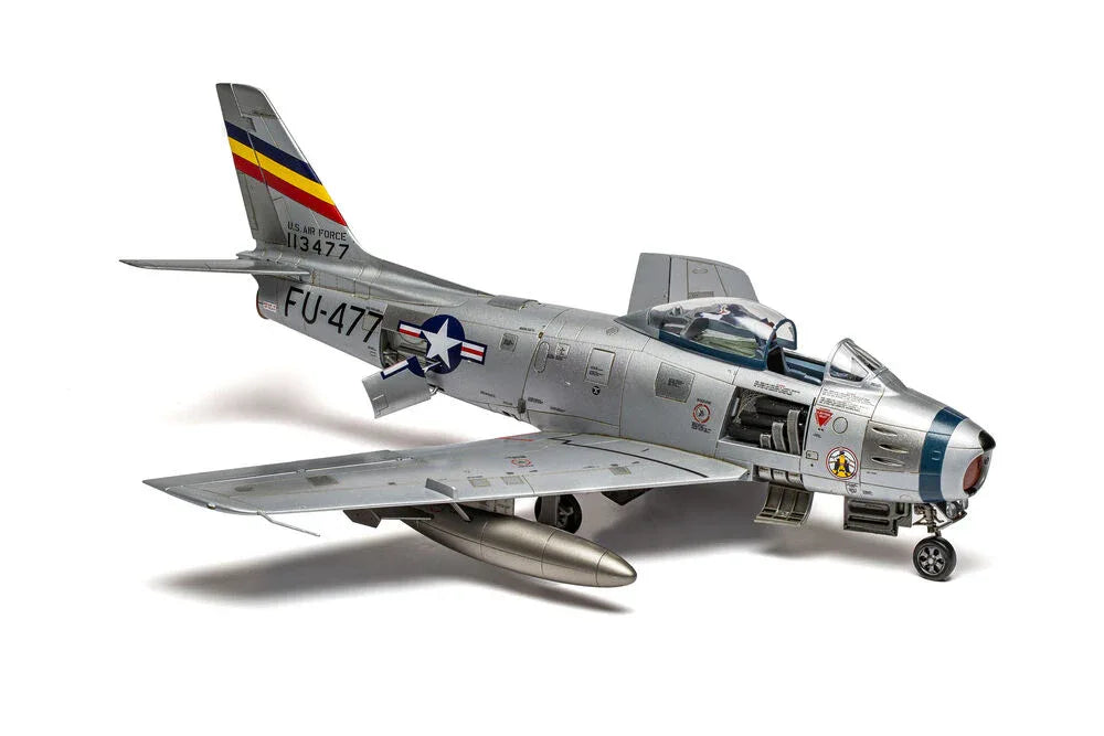 North American F-86F Sabre - PremiumHobby