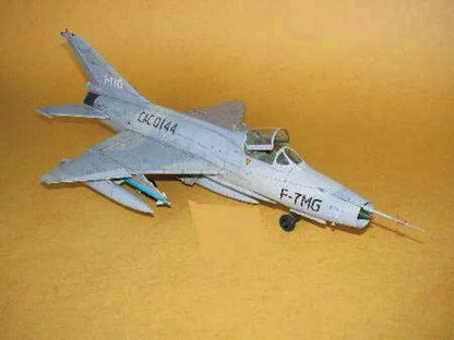 Chengdu F-7 MG - PremiumHobby