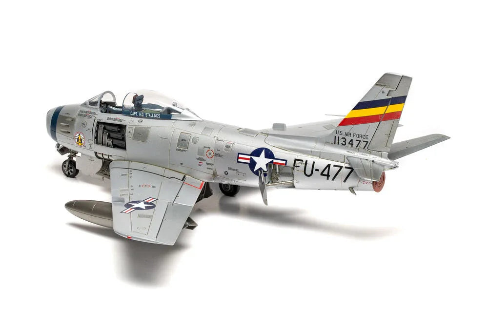 North American F-86F Sabre - PremiumHobby