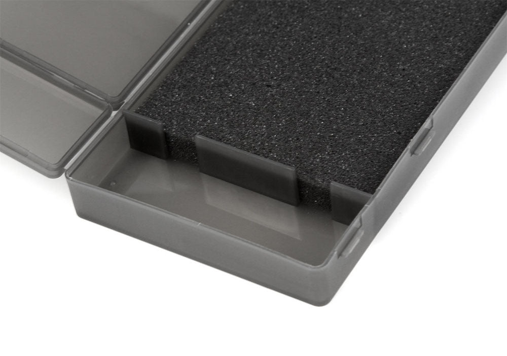 Moisture-Retaining Palette for Acrylic Paints